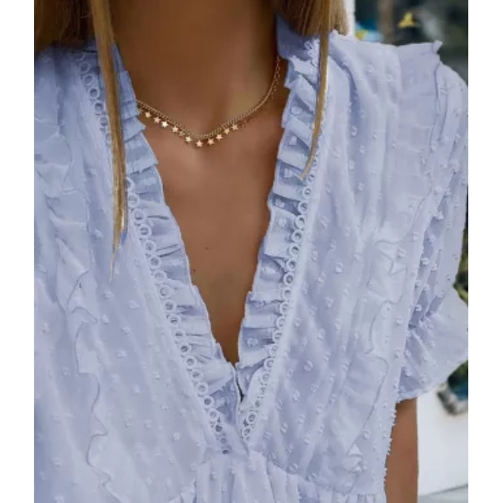 New boutique deep v ruffle dot top - Picture 4 of 12